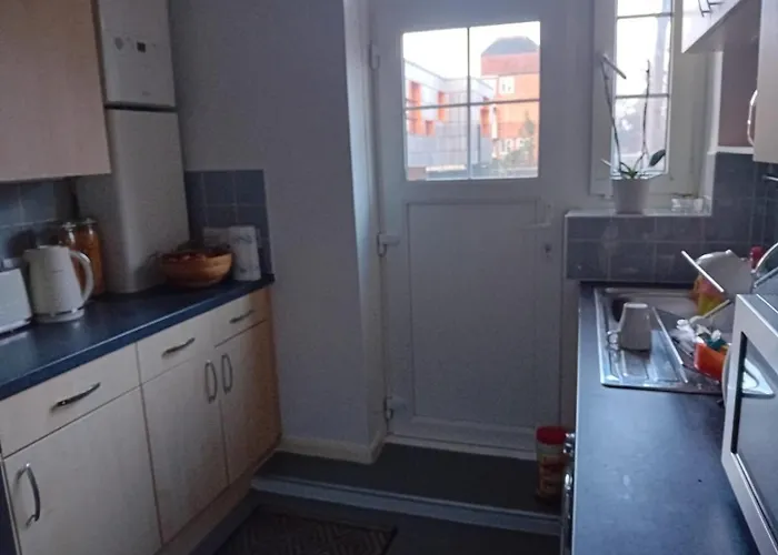 Super Streatham Room